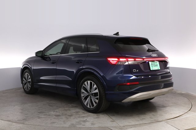2023 Audi Q4 e-tron — photo 13 of 20