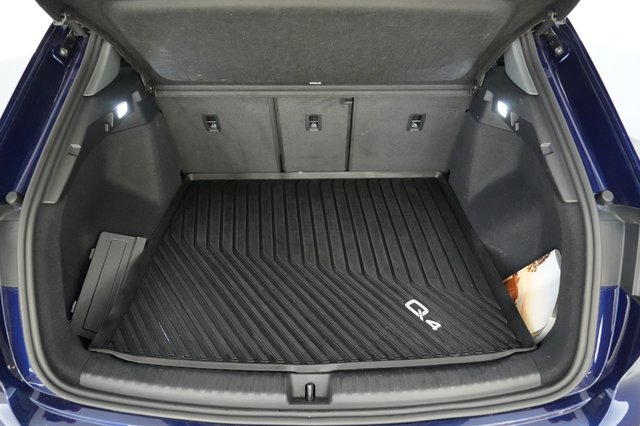 2023 Audi Q4 e-tron — photo 6 of 20