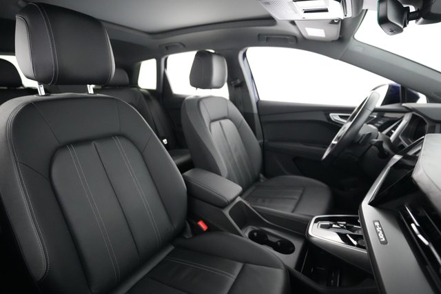 2023 Audi Q4 e-tron — photo 18 of 20