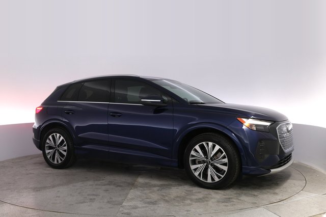 2023 Audi Q4 e-tron — photo 11 of 20