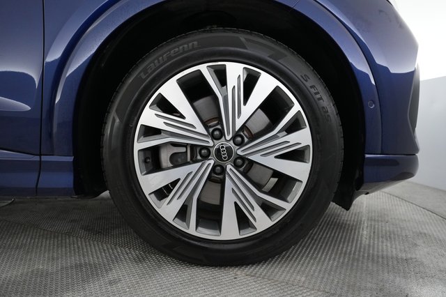 2023 Audi Q4 e-tron — photo 16 of 20