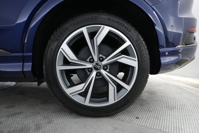 2024 Audi Q4 Sportback e-tron — photo 7 of 20