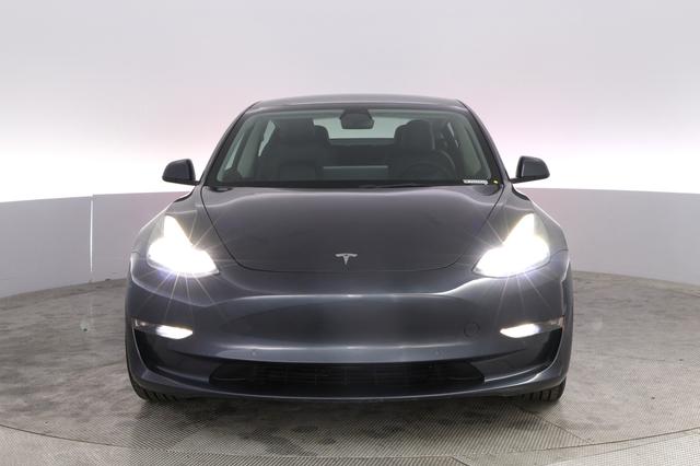 2022 Tesla Model 3 — photo 9 of 22
