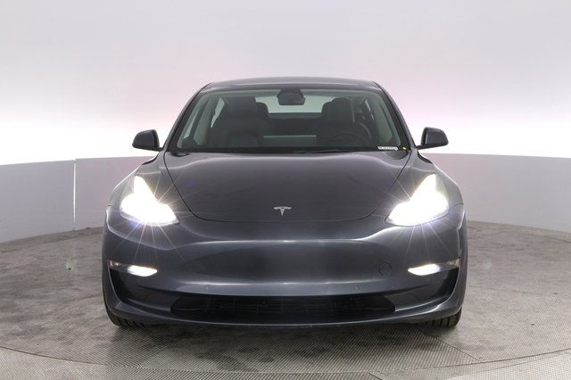 2022 Tesla Model 3 — photo 9 of 22