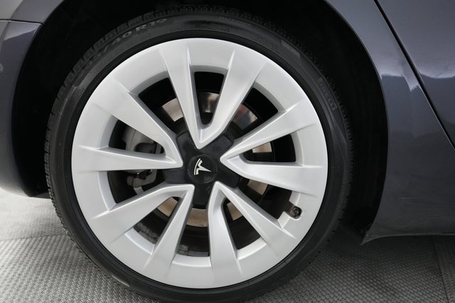 2022 Tesla Model 3 — photo 7 of 22