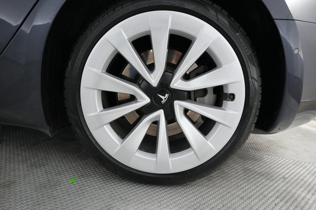 2022 Tesla Model 3 — photo 17 of 22