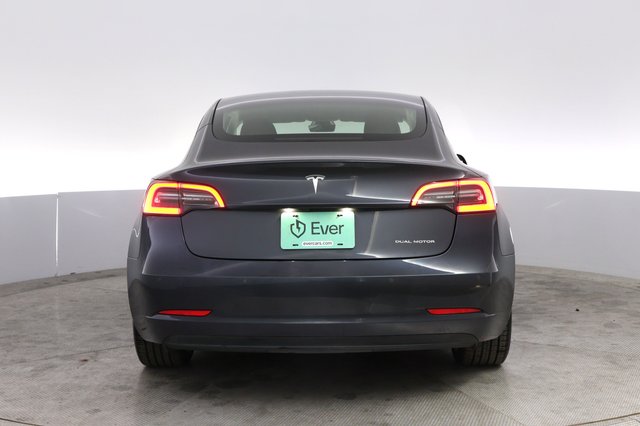 2022 Tesla Model 3 — photo 12 of 22