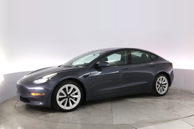 2022 Tesla Model 3 — photo 14 of 22
