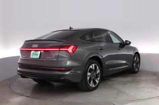 2022 Audi e-tron Sportback — photo 2 of 21