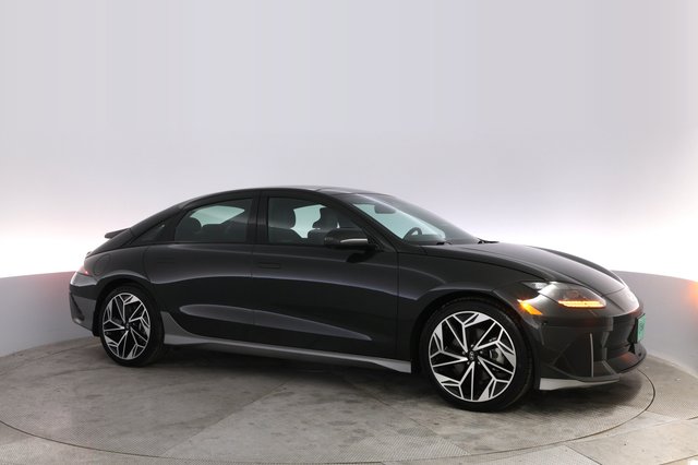 2023 Hyundai IONIQ 6 — photo 11 of 21