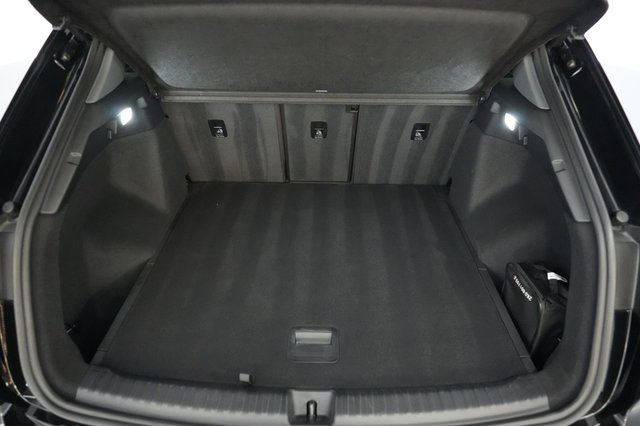 2023 Audi Q4 e-tron — photo 6 of 20