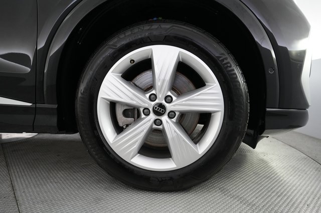 2023 Audi Q4 e-tron — photo 16 of 20
