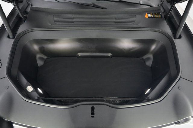 2024 Rivian R1S — photo 22 of 23