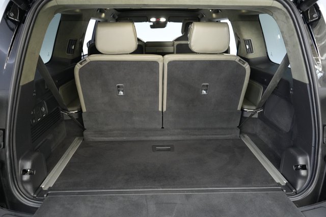 2024 Rivian R1S — photo 6 of 23