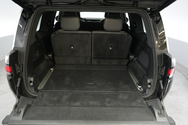 2024 Rivian R1S — photo 6 of 22