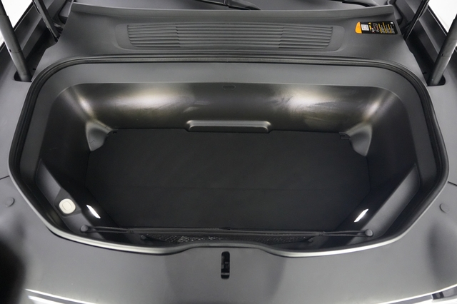 2024 Rivian R1S