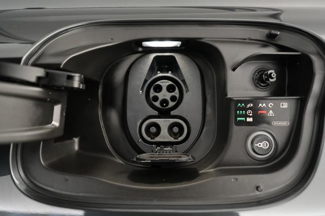 2025 Audi Q6 e-tron