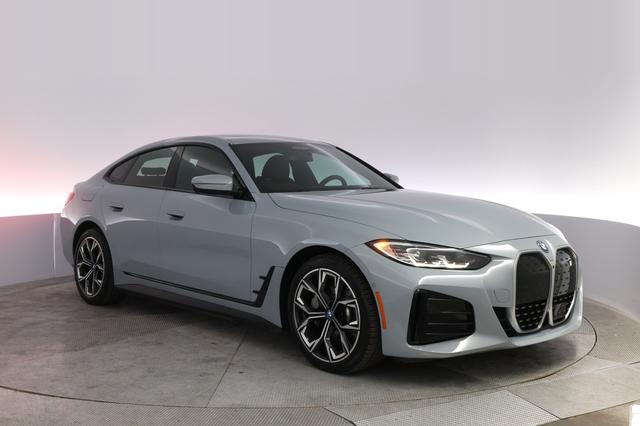 2022 BMW i4 — photo 10 of 20