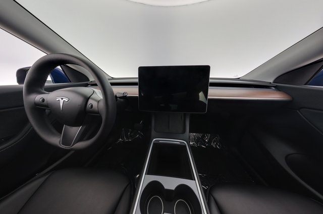 2022 Tesla Model Y — photo 21 of 24