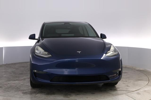 2022 Tesla Model Y — photo 9 of 24