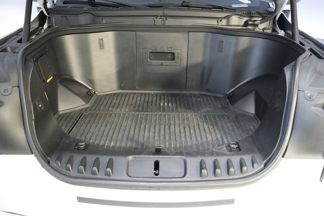 2022 Ford F-150 Lightning — photo 16 of 17