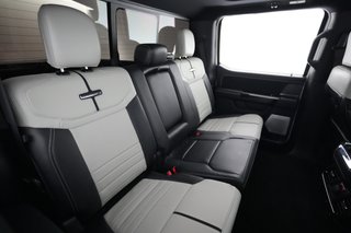 2022 Ford F-150 Lightning — photo 4 of 17