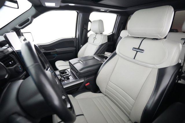 2022 Ford F-150 Lightning — photo 3 of 17