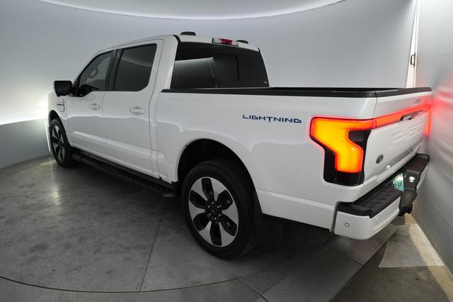 2022 Ford F-150 Lightning — photo 2 of 17