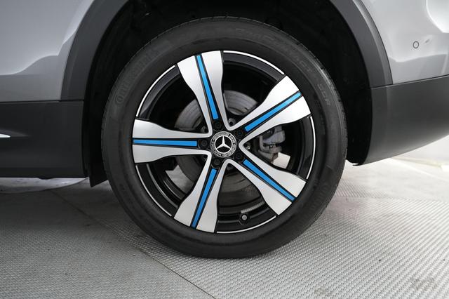 2022 Mercedes-Benz EQB — photo 7 of 20