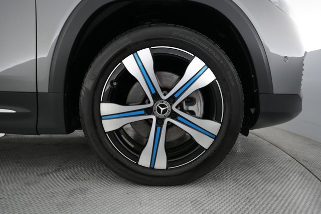 2022 Mercedes-Benz EQB — photo 16 of 20