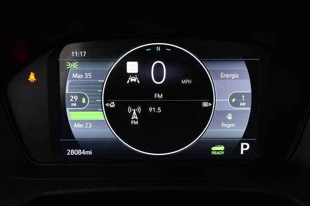 2023 Chevrolet Bolt EUV — photo 5 of 21