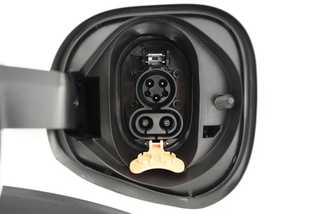 2023 Chevrolet Bolt EUV — photo 8 of 21