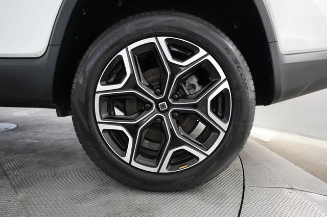 2023 Rivian R1T — photo 6 of 19