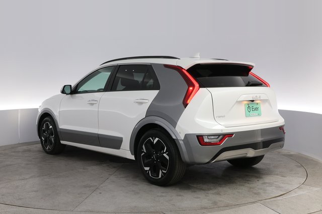 2023 Kia Niro EV — photo 13 of 22