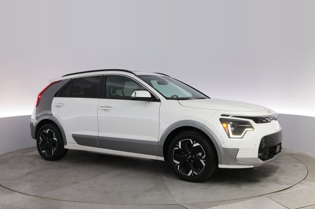 2023 Kia Niro EV — photo 11 of 22