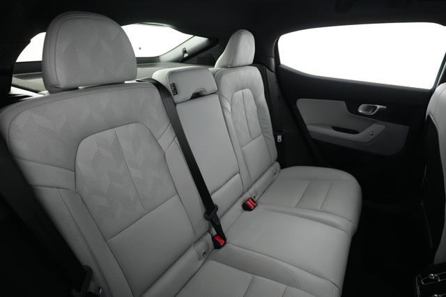 2024 Polestar 2 — photo 4 of 21