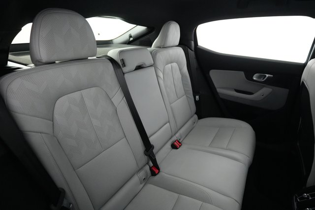 2024 Polestar 2 — photo 4 of 21
