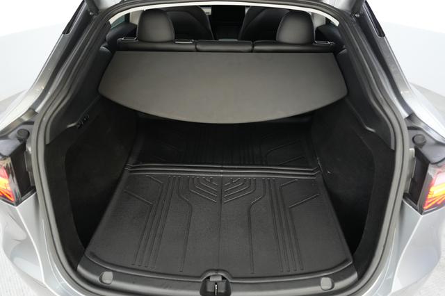 2024 Tesla Model Y — photo 6 of 20