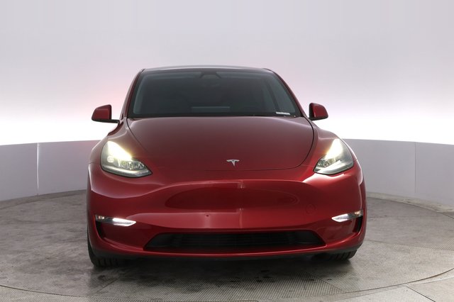 2024 Tesla Model Y — photo 9 of 24