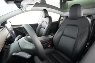 2024 Tesla Model Y — photo 3 of 24