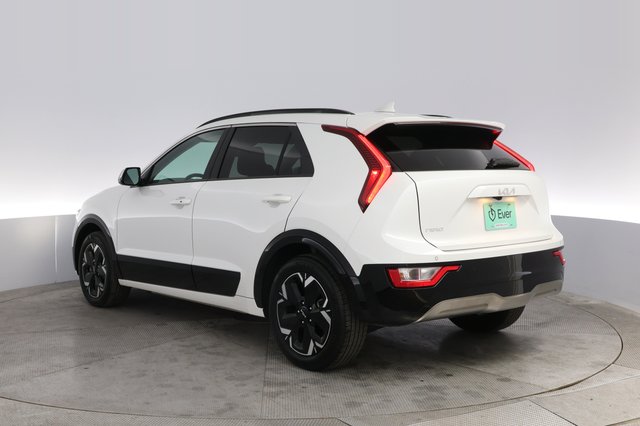 2024 Kia Niro EV — photo 13 of 21