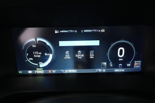 2025 Ford F-150 Lightning — photo 5 of 15