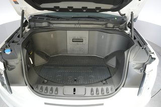 2025 Ford F-150 Lightning — photo 14 of 15