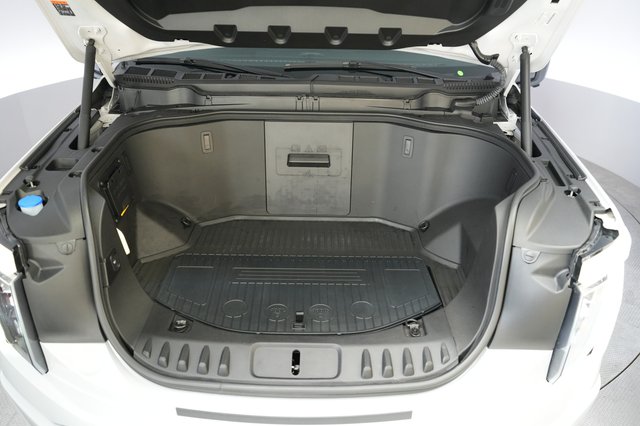 2025 Ford F-150 Lightning — photo 14 of 15
