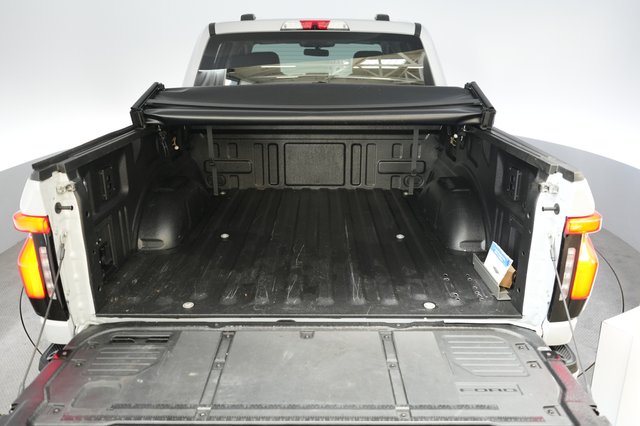 2025 Ford F-150 Lightning — photo 6 of 15