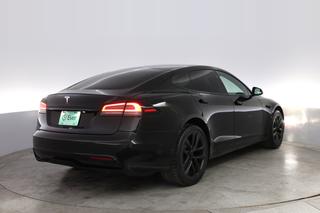 2022 Tesla Model S — photo 2 of 24