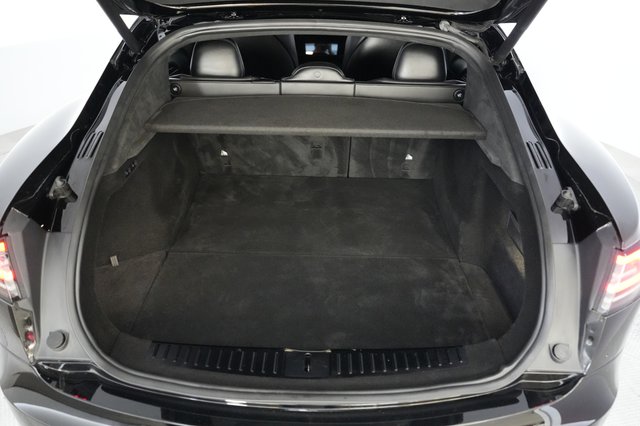 2022 Tesla Model S — photo 6 of 24