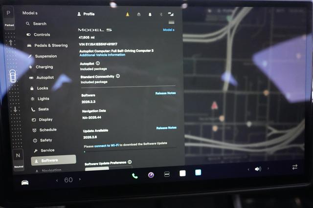 2022 Tesla Model S — photo 5 of 24