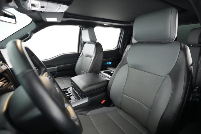 2023 Ford F-150 Lightning — photo 3 of 15