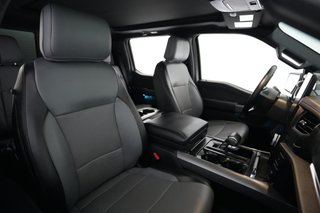 2023 Ford F-150 Lightning — photo 12 of 15